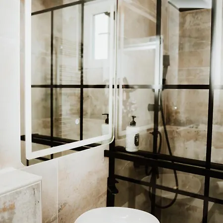 Apartment At 8th *